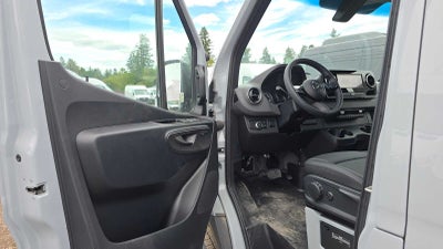 2025 Mercedes-Benz Sprinter Cargo Van 2500 Standard Roof I4 Diesel HO 144 AWD
