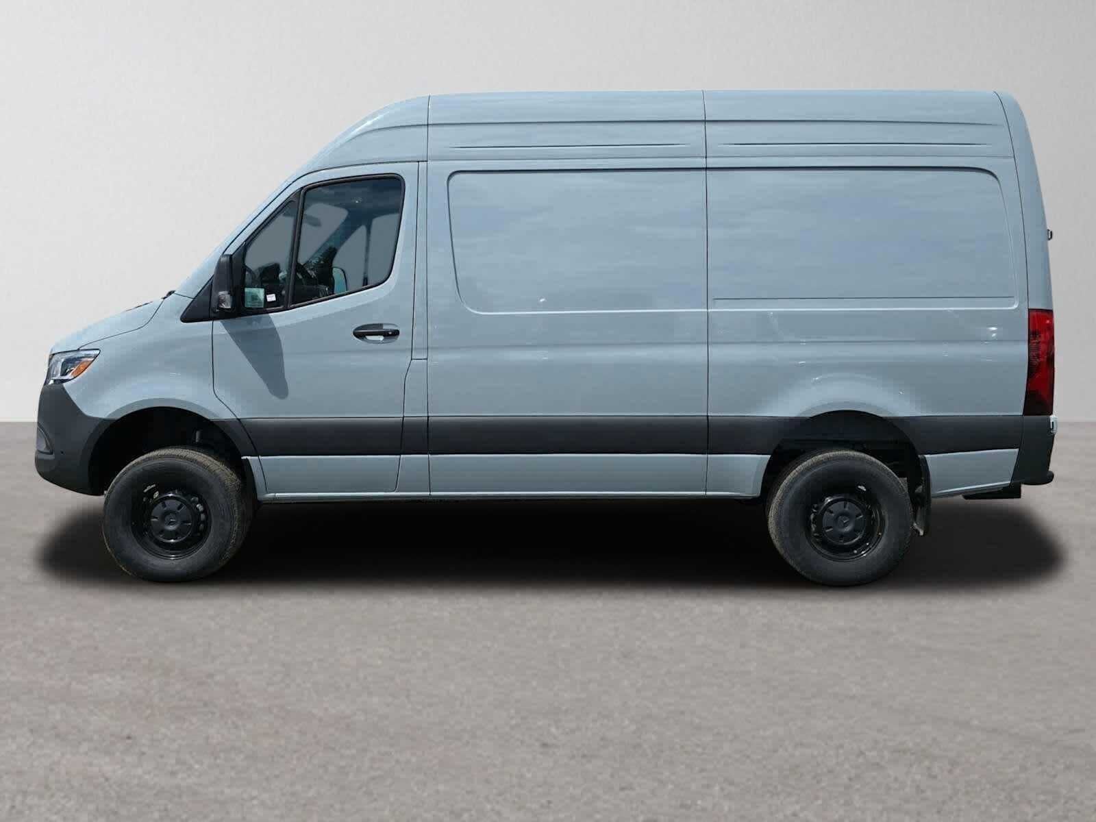 2025 Mercedes-Benz Sprinter Cargo Van 2500 Standard Roof I4 Diesel HO 144 AWD
