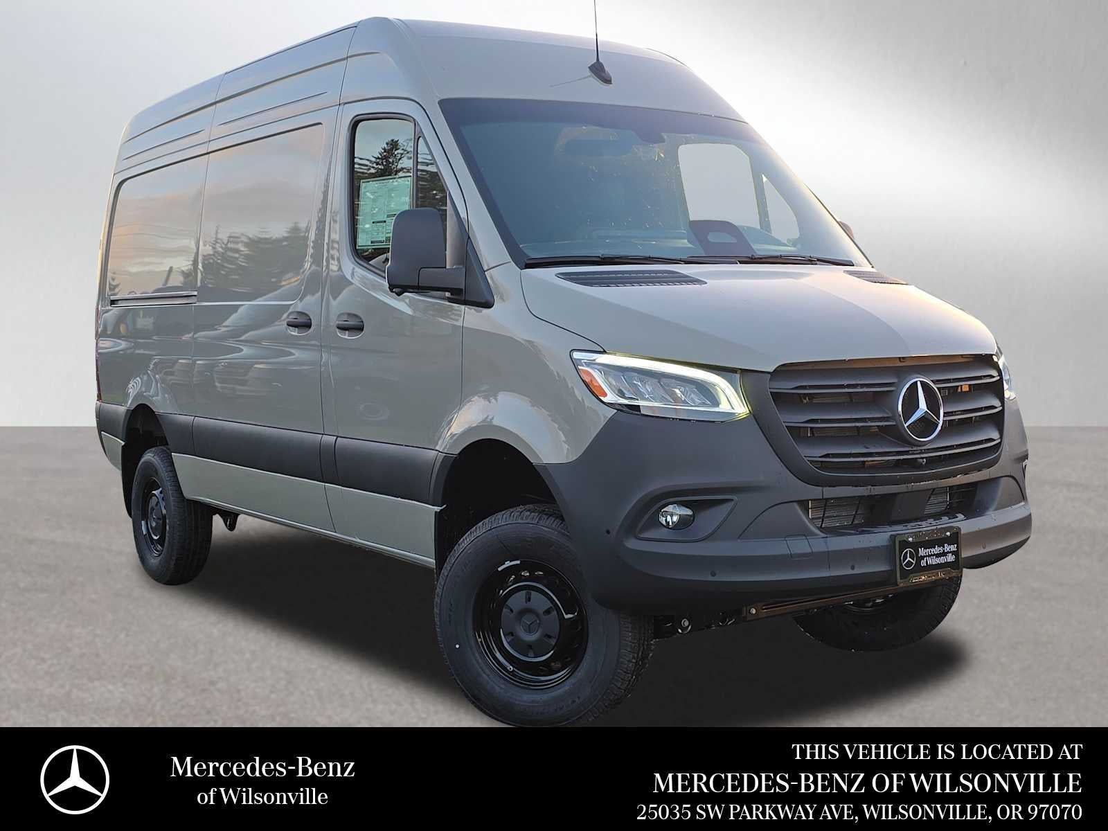 2026 Mercedes-Benz Sprinter 2500 Standard Roof I4 Diesel HO 144 AWD