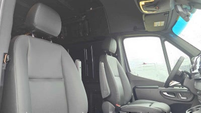 2026 Mercedes-Benz Sprinter 2500 Standard Roof I4 Diesel HO 144 AWD