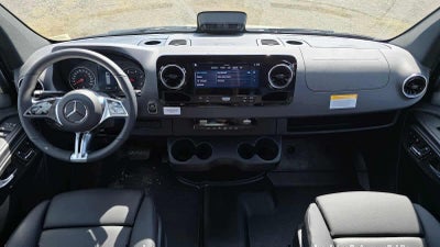 2026 Mercedes-Benz Sprinter 2500 Standard Roof I4 Diesel HO 144 AWD