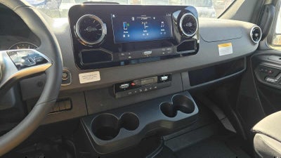 2026 Mercedes-Benz Sprinter 2500 Standard Roof I4 Diesel HO 144 AWD