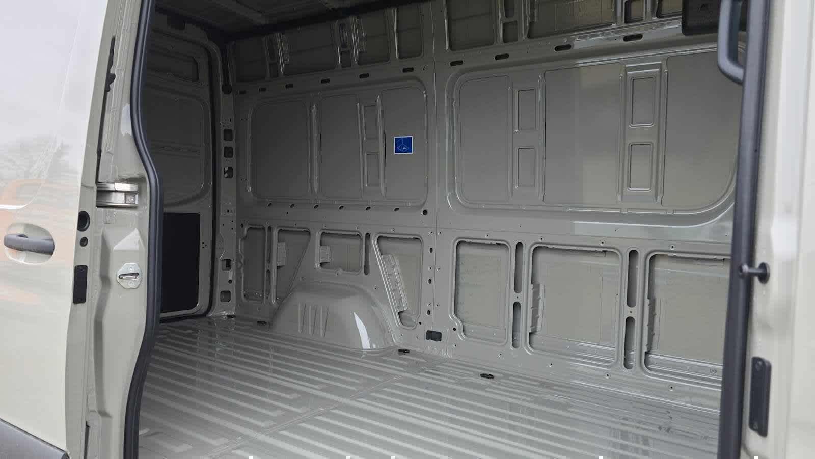 2026 Mercedes-Benz Sprinter 2500 Standard Roof I4 Diesel HO 144" AWD