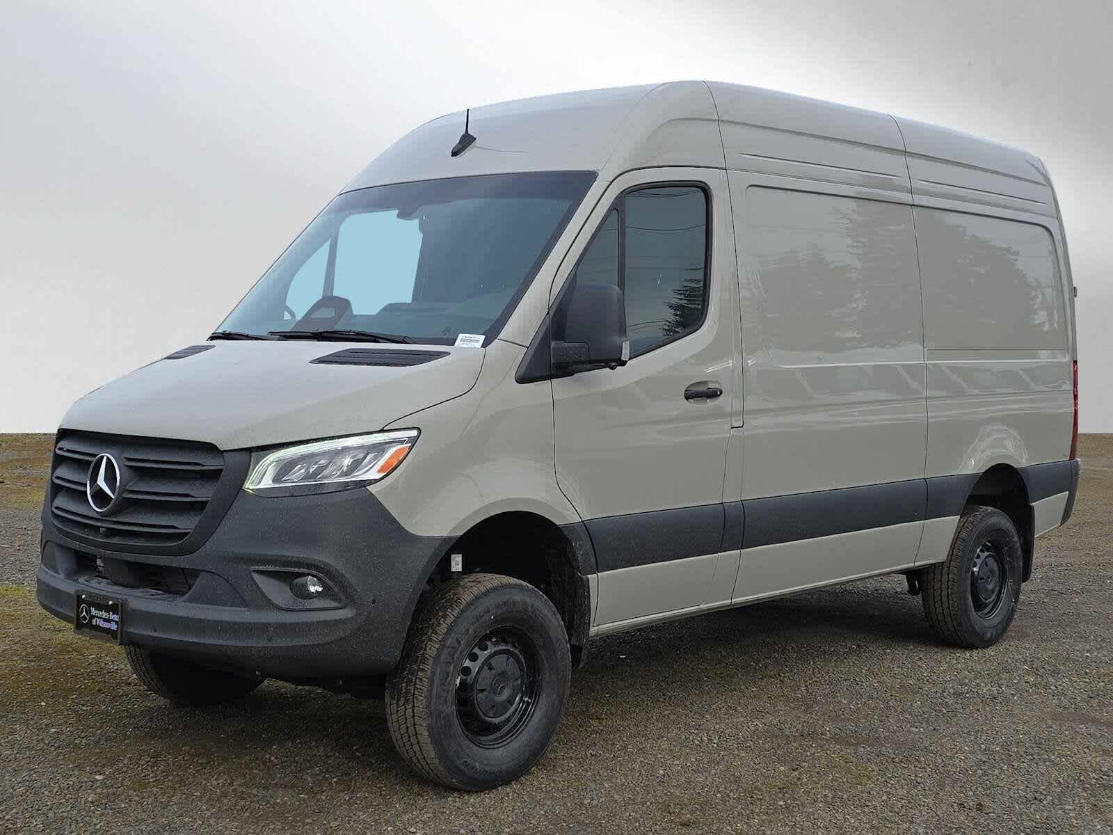 2026 Mercedes-Benz Sprinter 2500 Standard Roof I4 Diesel HO 144" AWD