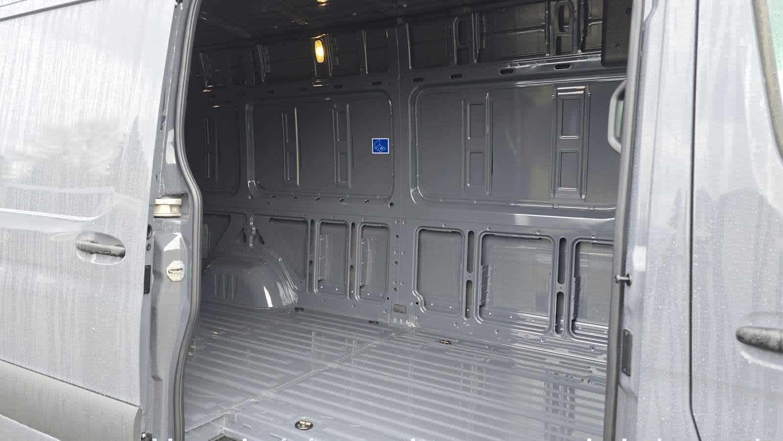 2026 Mercedes-Benz Sprinter 2500 High Roof I4 Diesel HO 170 AWD