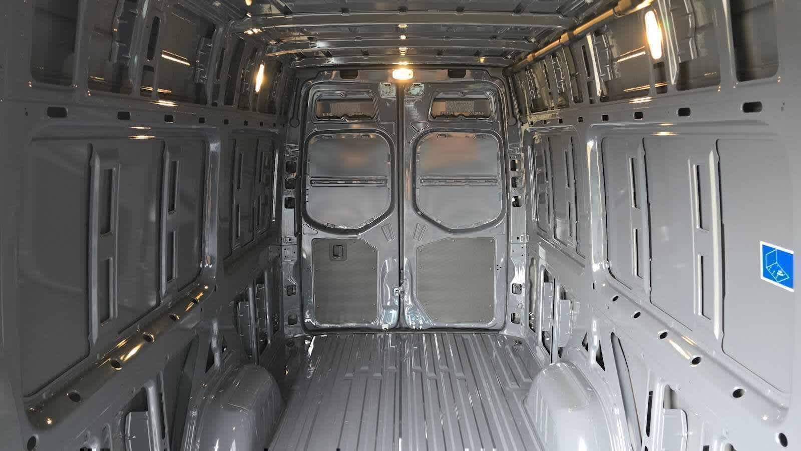 2026 Mercedes-Benz Sprinter 2500 High Roof I4 Diesel HO 170 AWD