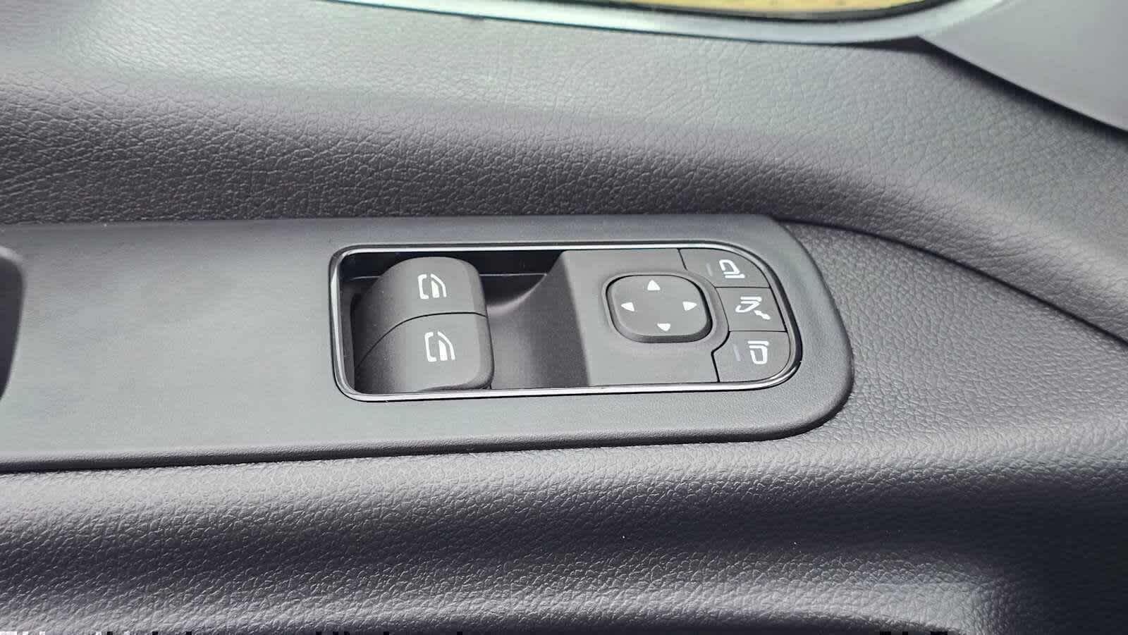 2026 Mercedes-Benz Sprinter 2500 High Roof I4 Diesel HO 170 AWD