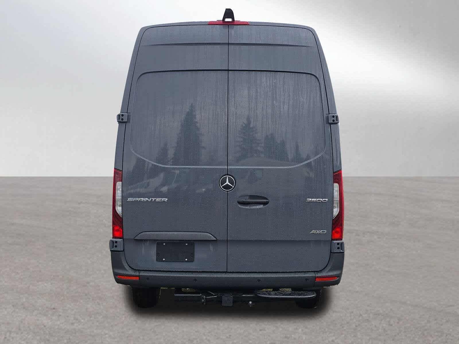 2026 Mercedes-Benz Sprinter 2500 High Roof I4 Diesel HO 170 AWD