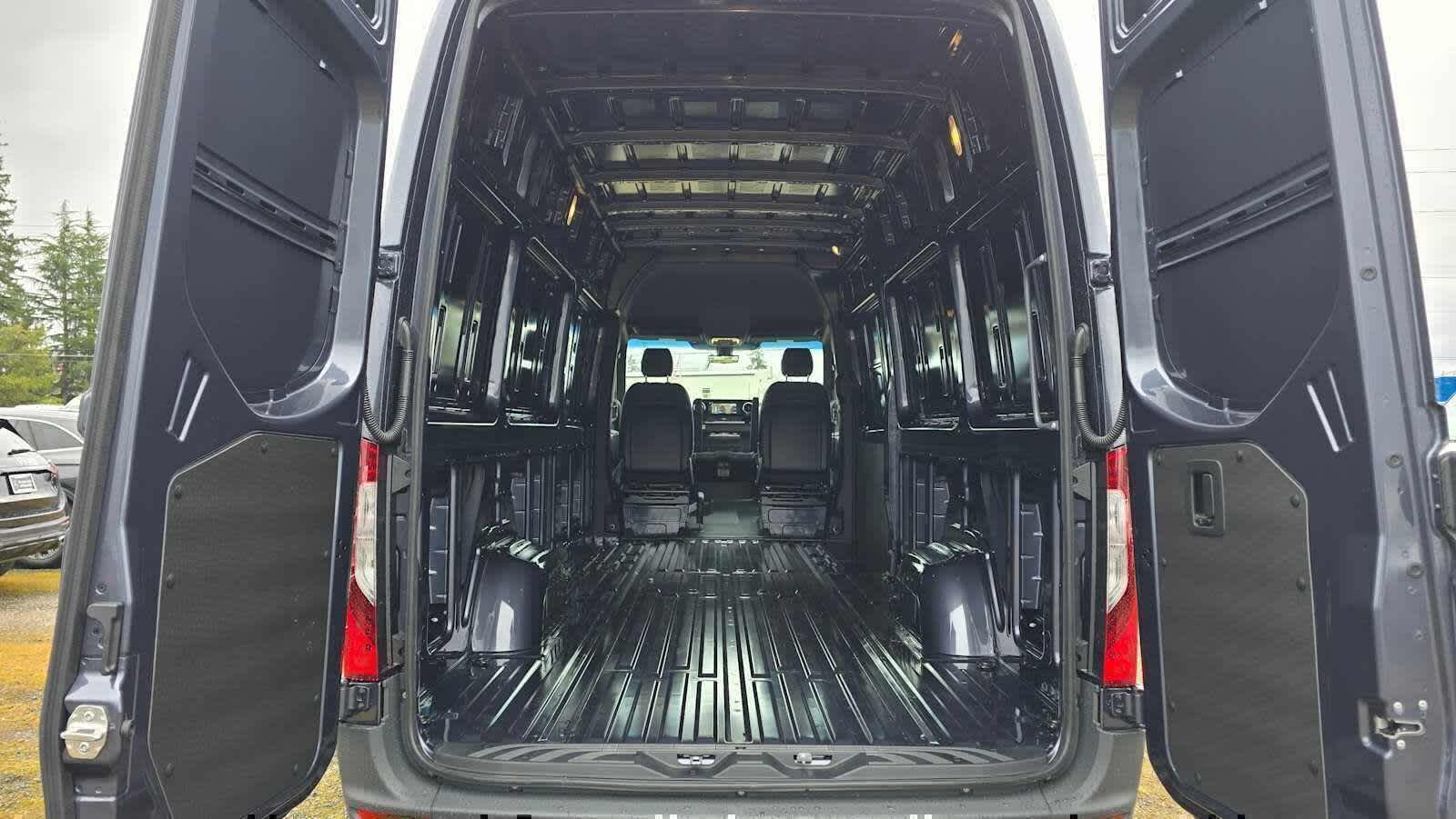 2026 Mercedes-Benz Sprinter 2500 High Roof I4 Diesel HO 170" AWD