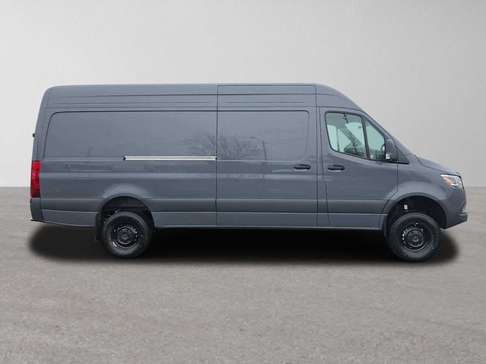 2026 Mercedes-Benz Sprinter 2500 High Roof I4 Diesel HO 170 AWD