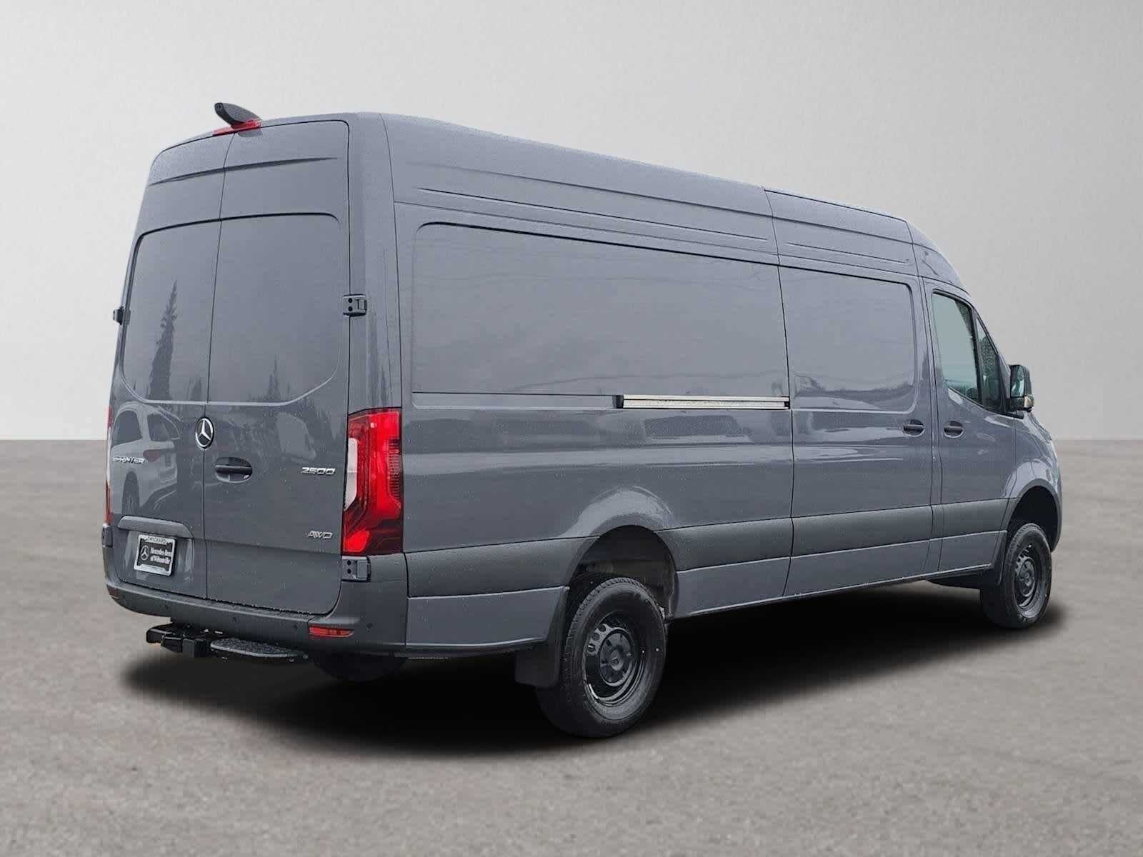 2026 Mercedes-Benz Sprinter 2500 High Roof I4 Diesel HO 170 AWD
