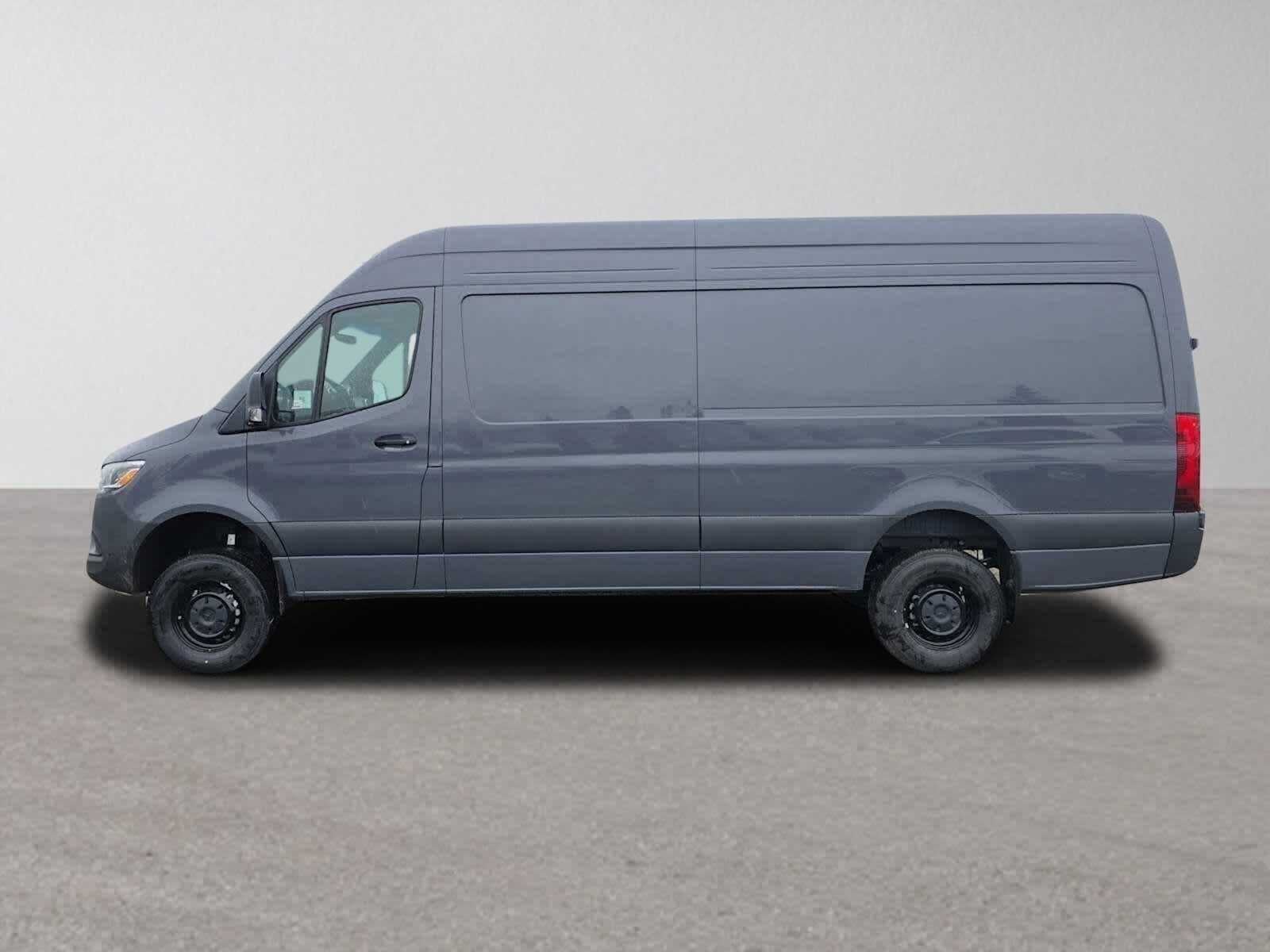 2026 Mercedes-Benz Sprinter 2500 High Roof I4 Diesel HO 170 AWD