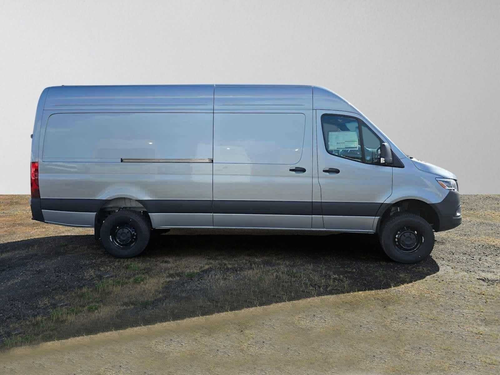2026 Mercedes-Benz Sprinter 2500 High Roof I4 Diesel HO 170 AWD