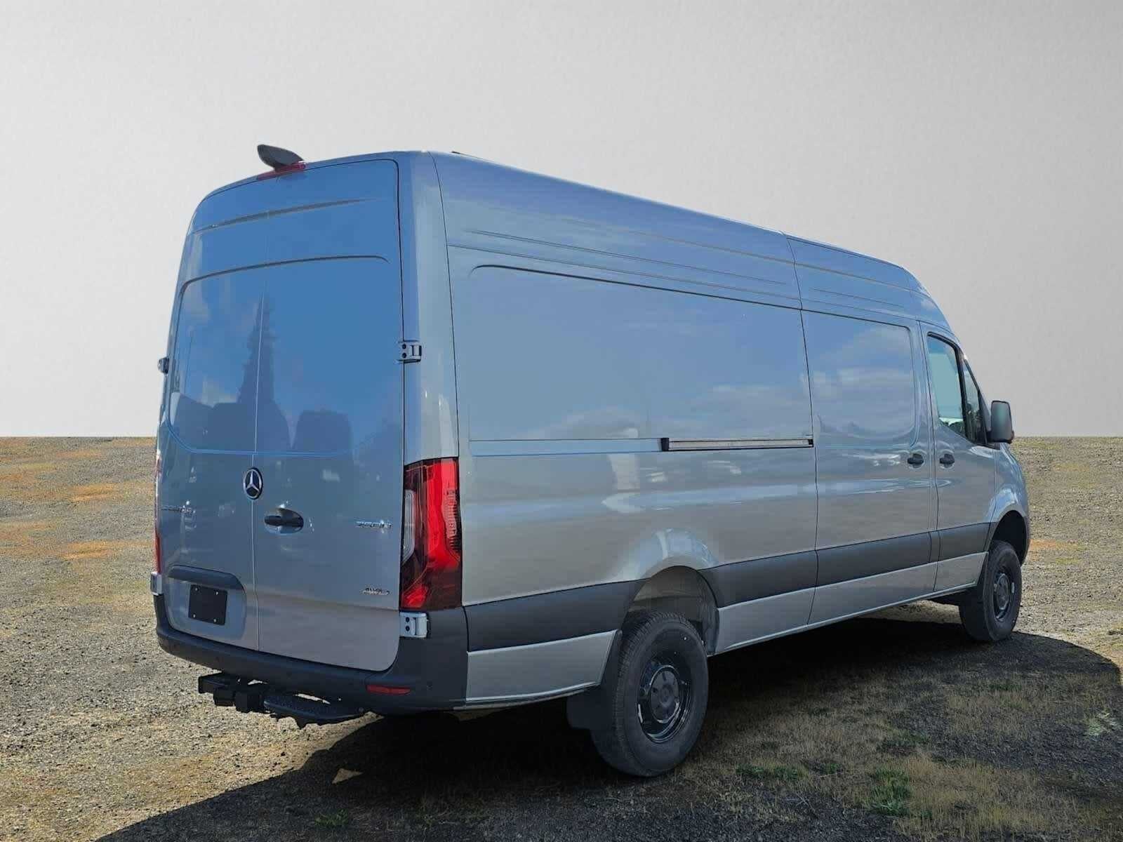 2026 Mercedes-Benz Sprinter 2500 High Roof I4 Diesel HO 170 AWD