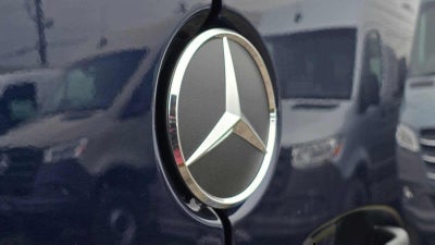 2026 Mercedes-Benz Sprinter 2500 High Roof I4 Diesel HO 170 AWD