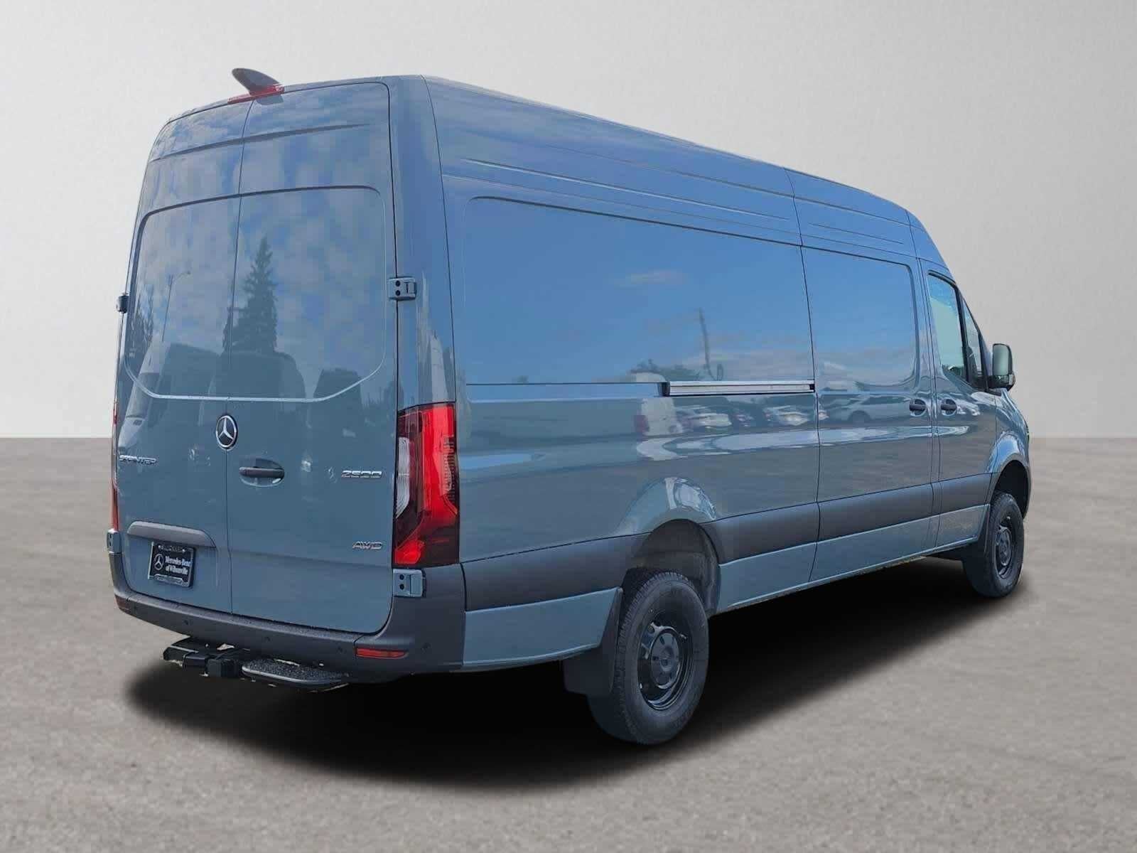 2026 Mercedes-Benz Sprinter 2500 High Roof I4 Diesel HO 170 AWD