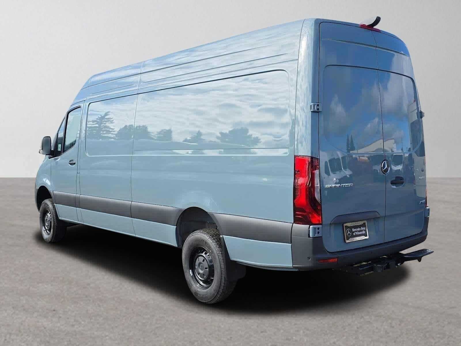 2026 Mercedes-Benz Sprinter 2500 High Roof I4 Diesel HO 170 AWD