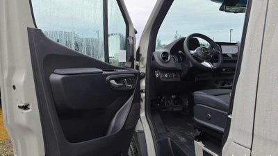 2026 Mercedes-Benz Sprinter 2500 High Roof I4 Diesel HO 170 AWD