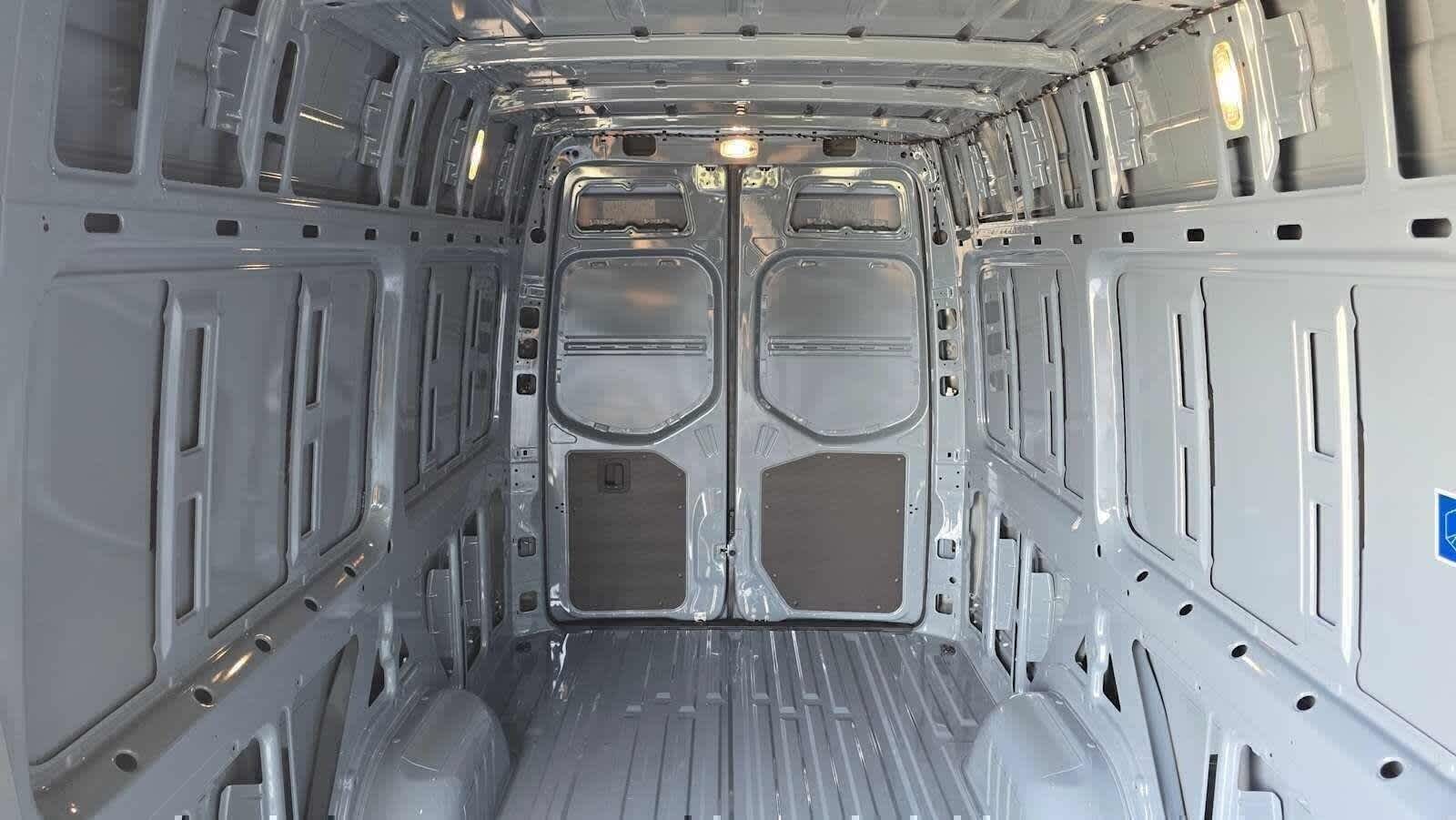 2026 Mercedes-Benz Sprinter 2500 High Roof I4 Diesel HO 170 AWD