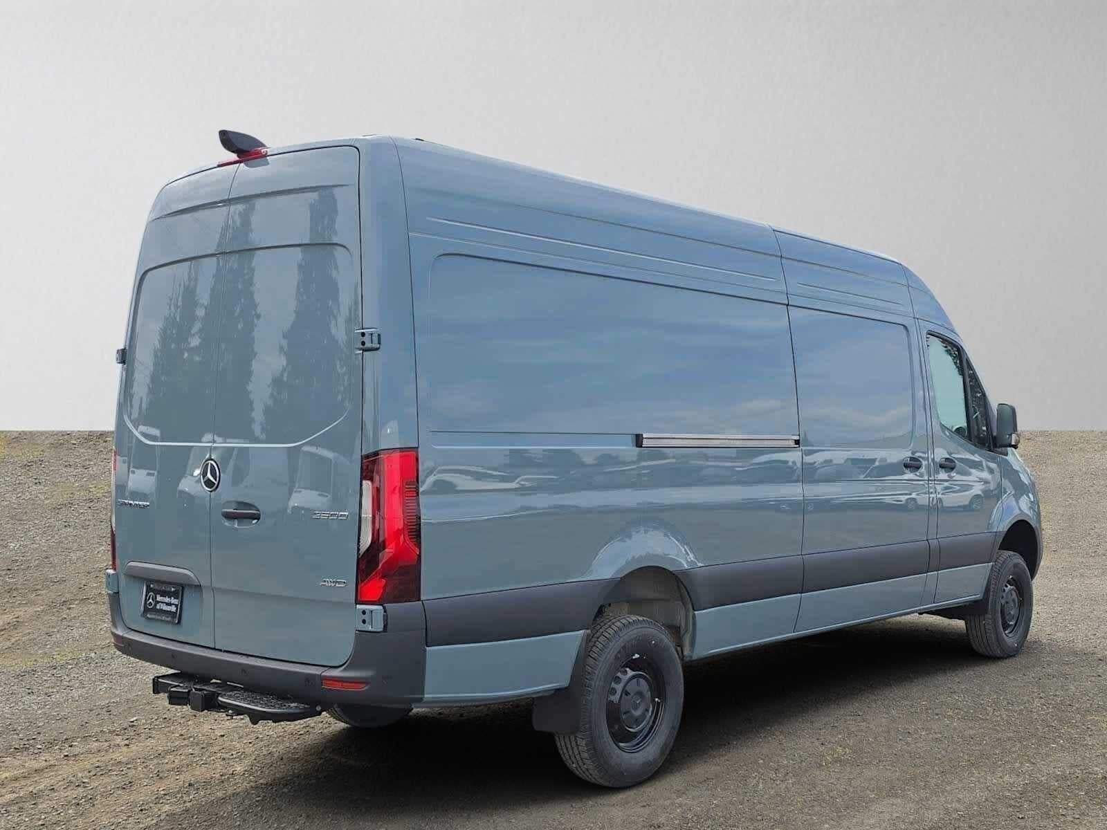 2026 Mercedes-Benz Sprinter 2500 High Roof I4 Diesel HO 170 AWD