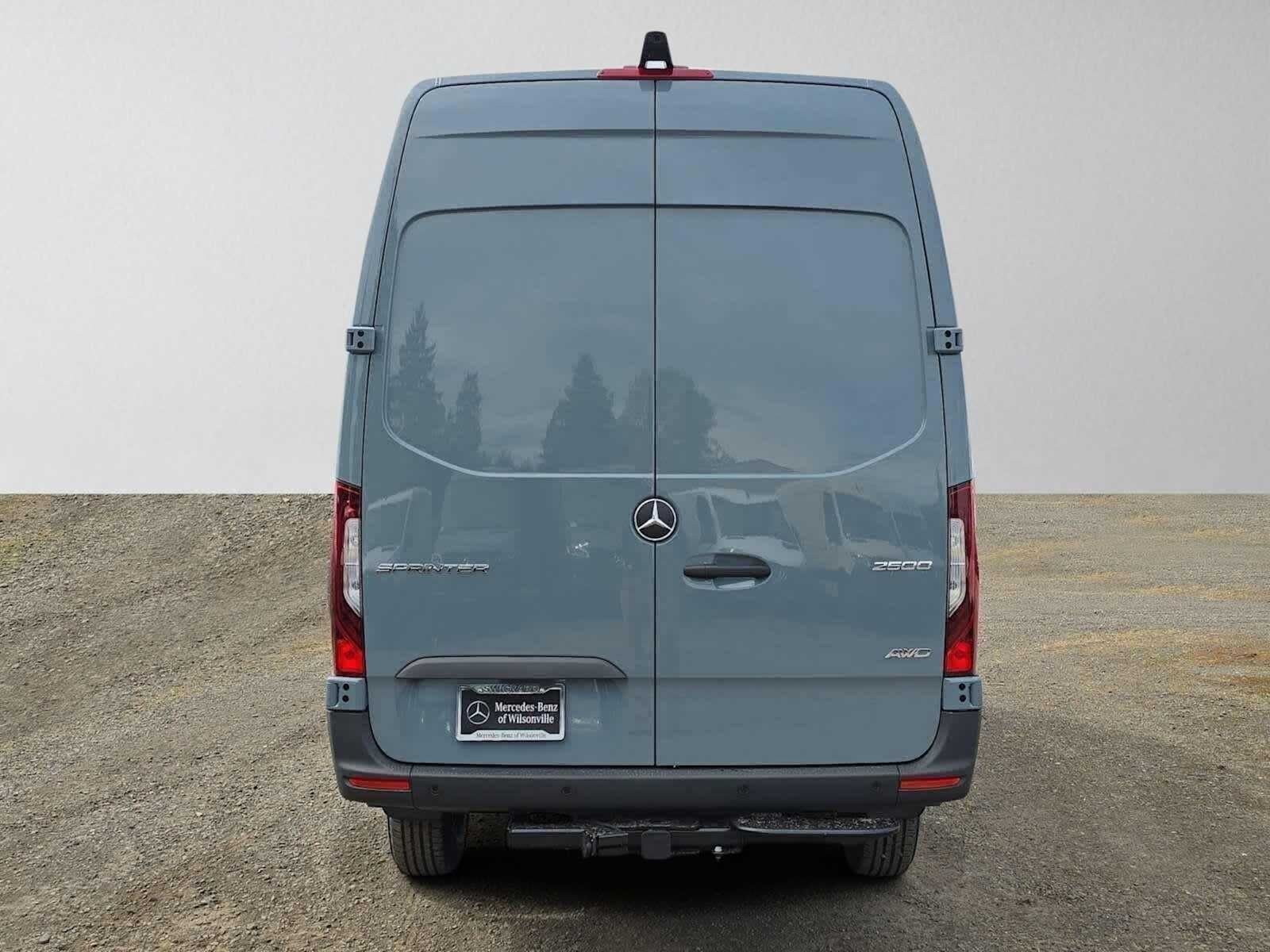 2026 Mercedes-Benz Sprinter 2500 High Roof I4 Diesel HO 170 AWD