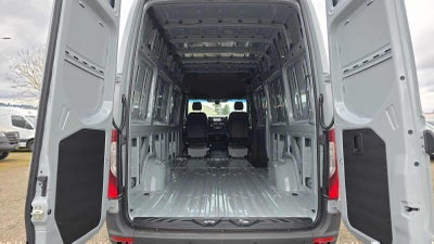 2026 Mercedes-Benz Sprinter 2500 High Roof I4 Diesel HO 170" AWD