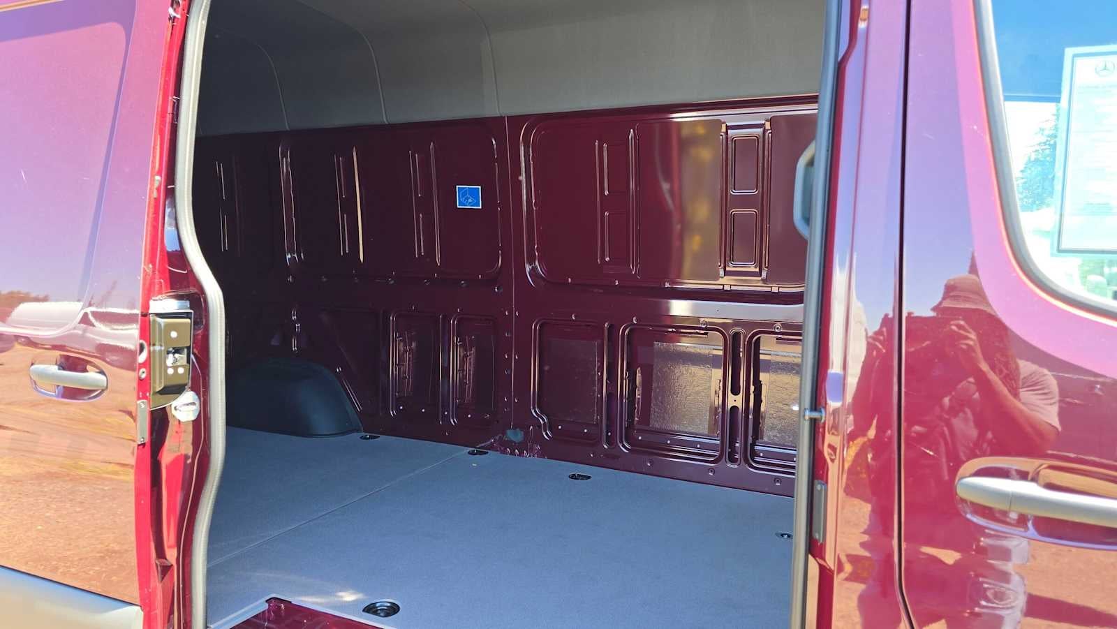 2026 Mercedes-Benz Sprinter 2500 High Roof I4 Diesel HO 170 AWD
