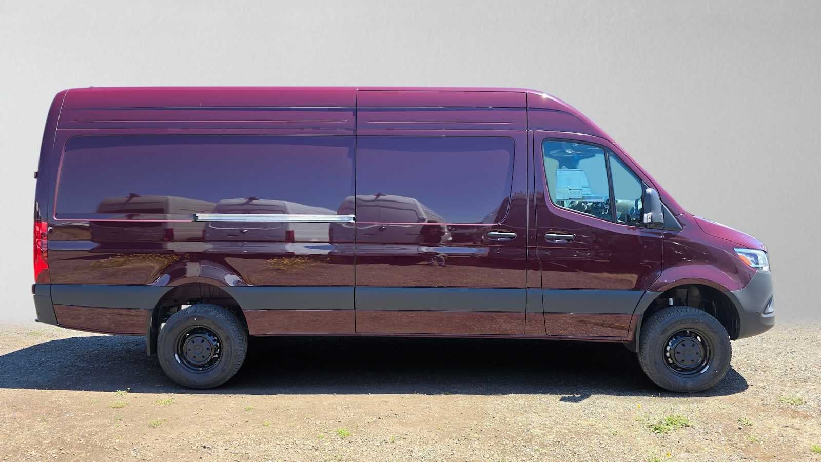 2026 Mercedes-Benz Sprinter 2500 High Roof I4 Diesel HO 170 AWD