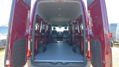 2026 Mercedes-Benz Sprinter 2500 High Roof I4 Diesel HO 170 AWD
