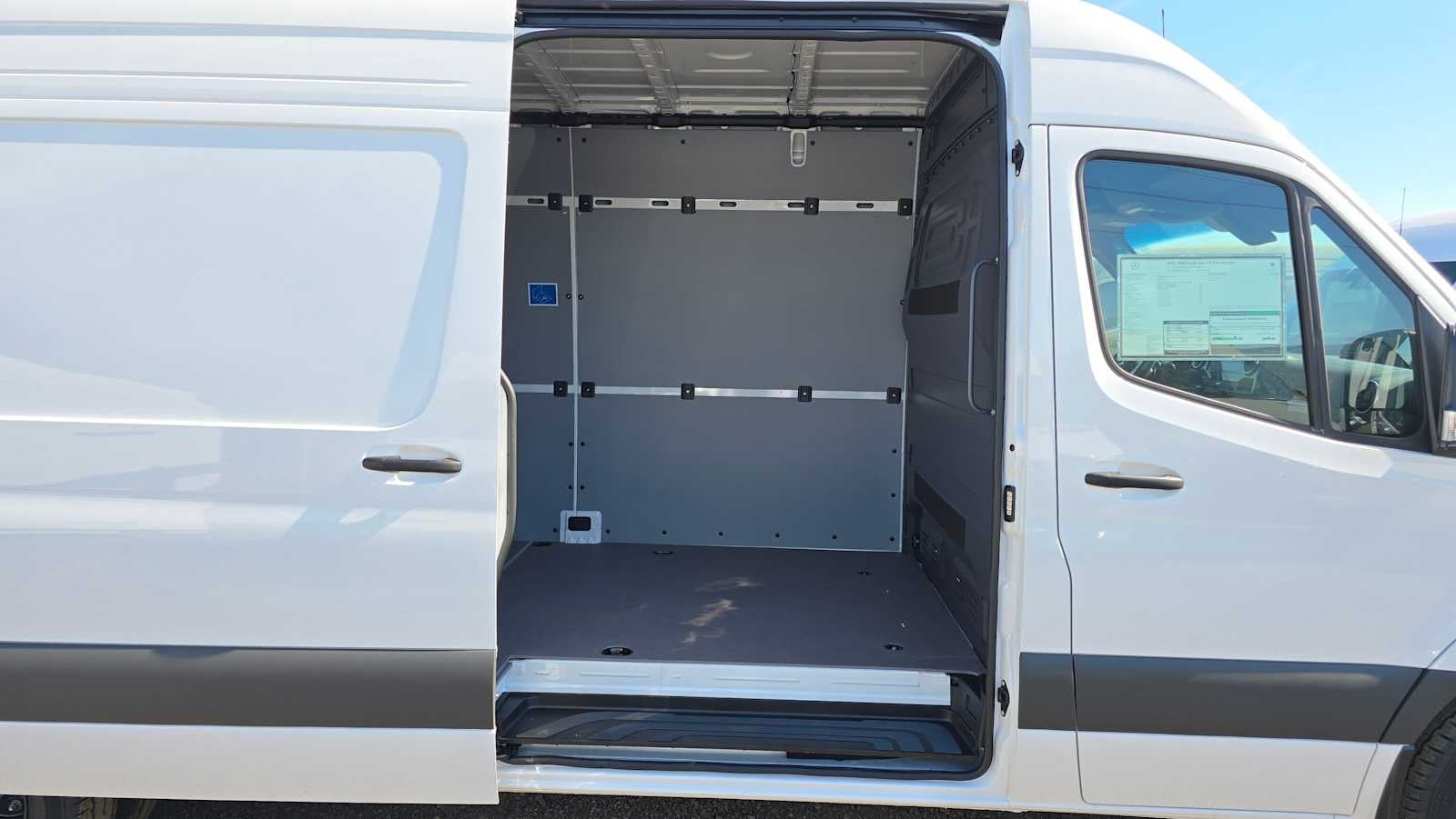 2026 Mercedes-Benz Sprinter Cargo Van 3500 High Roof I4 Diesel HO 170 Extended RWD