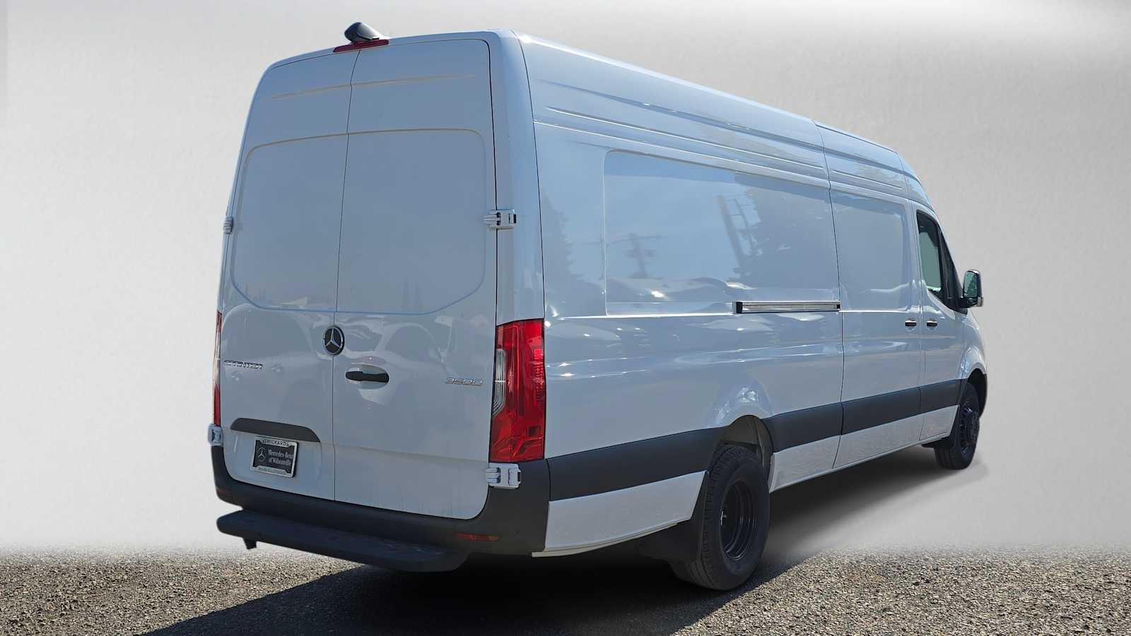 2026 Mercedes-Benz Sprinter Cargo Van 3500 High Roof I4 Diesel HO 170 Extended RWD