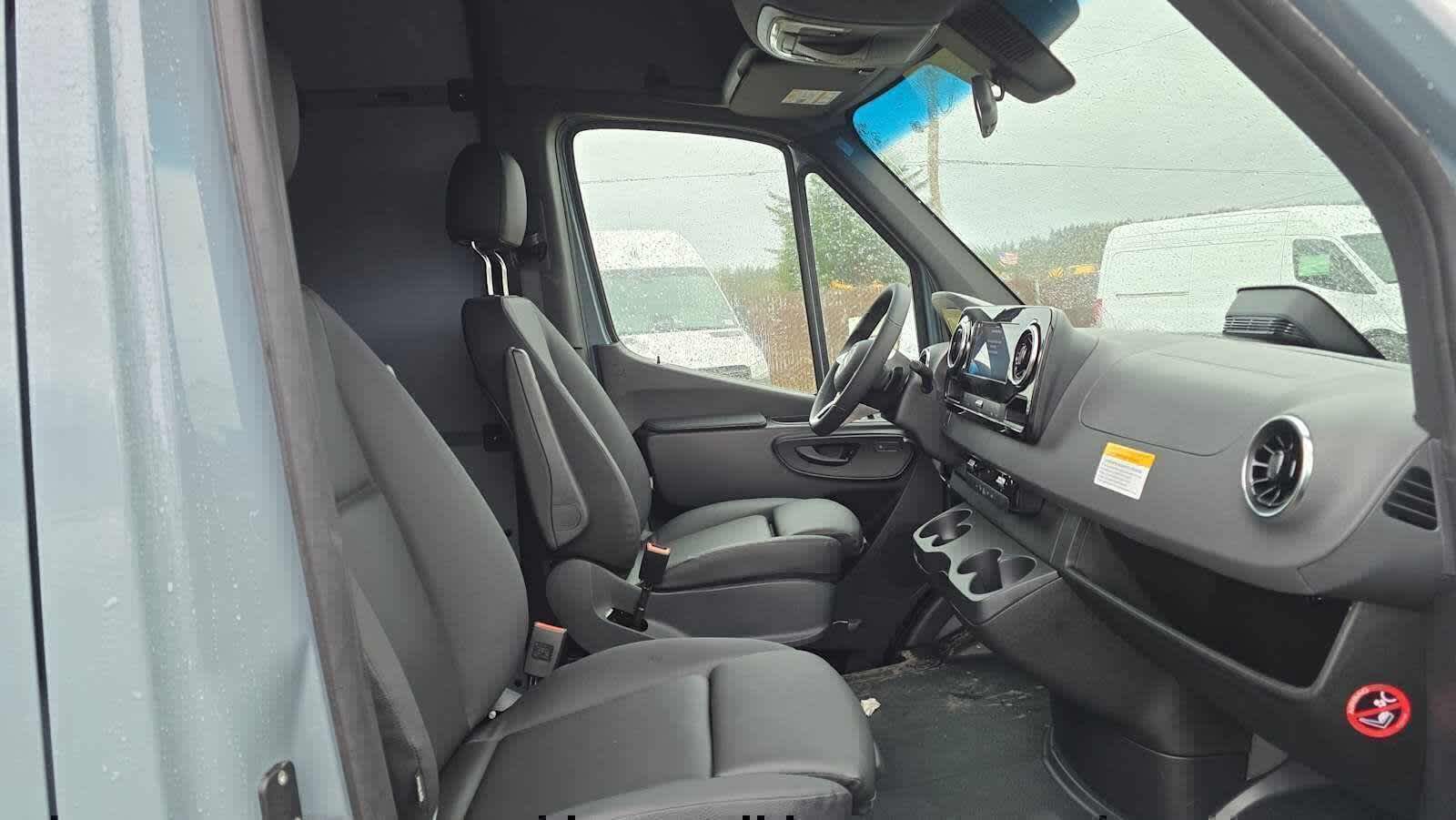 2026 Mercedes-Benz Sprinter Cargo Van 3500XD High Roof I4 Diesel HO 170 Extended RWD