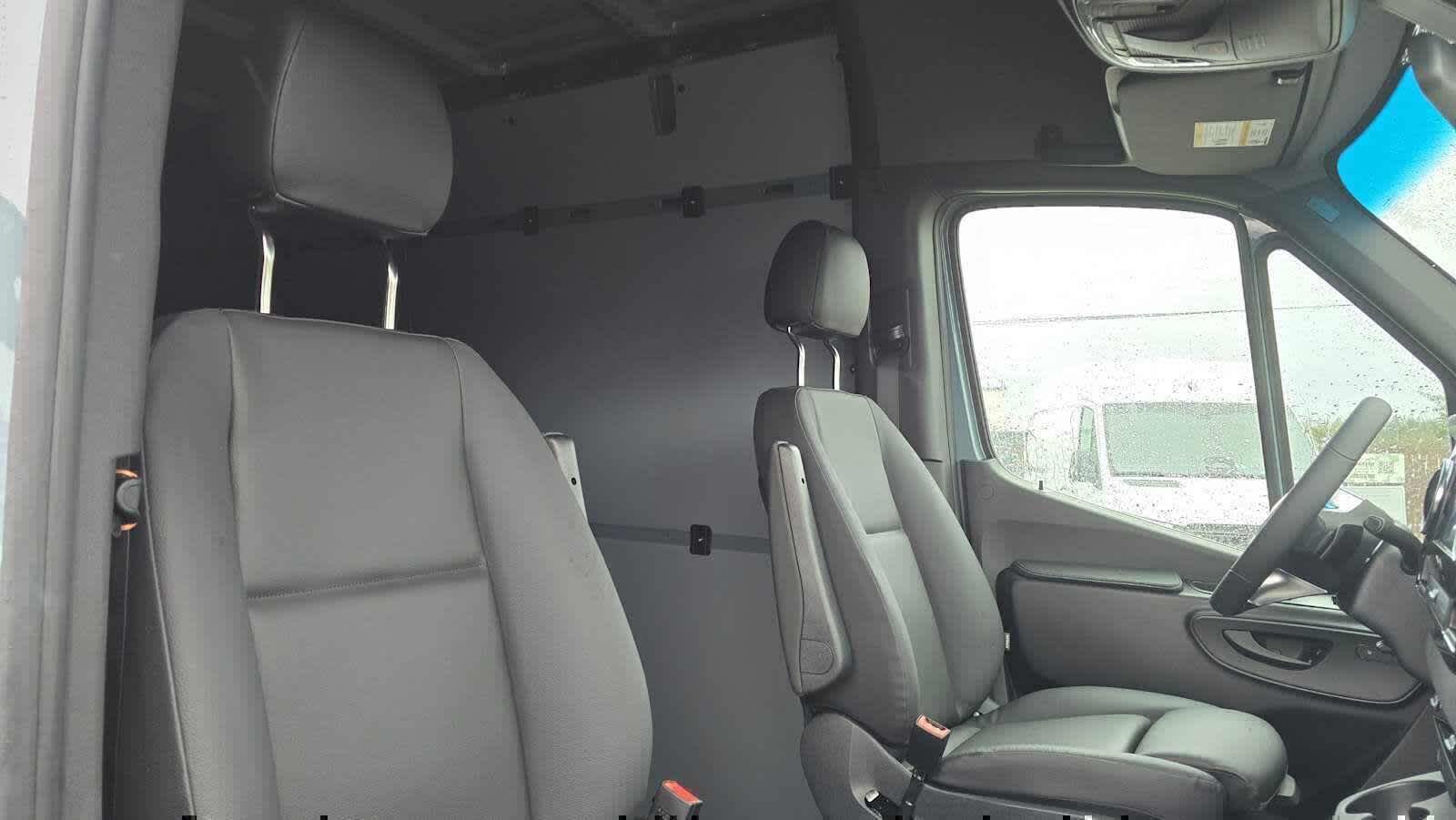 2026 Mercedes-Benz Sprinter Cargo Van 3500XD High Roof I4 Diesel HO 170 Extended RWD