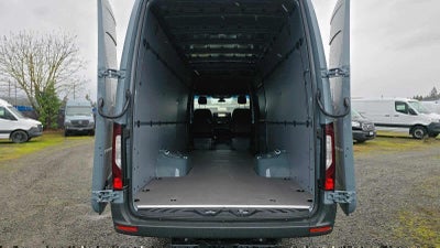 2026 Mercedes-Benz Sprinter Cargo Van 3500XD High Roof I4 Diesel HO 170 Extended RWD