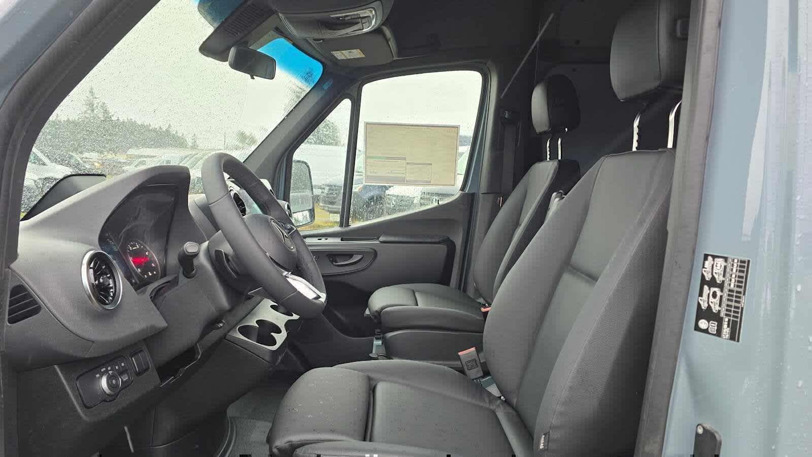 2026 Mercedes-Benz Sprinter Cargo Van 3500XD High Roof I4 Diesel HO 170 Extended RWD