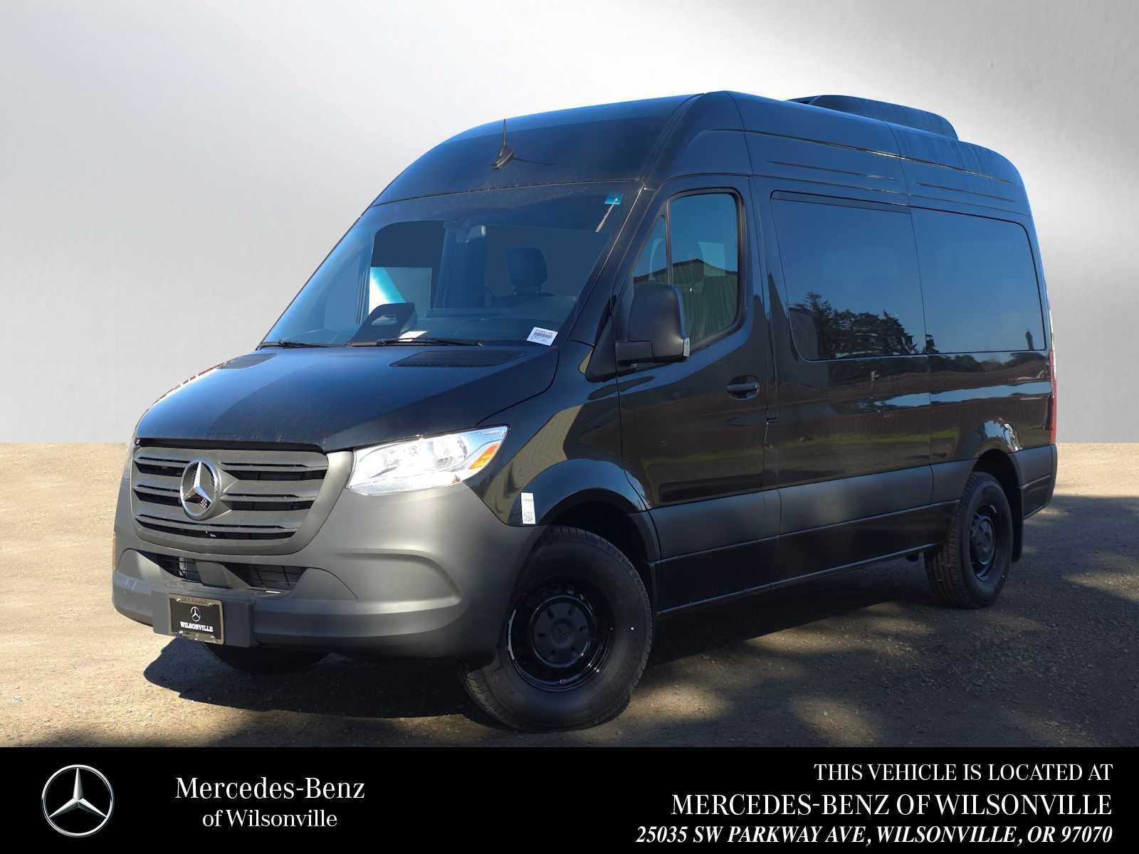 2025 Mercedes-Benz Sprinter Passenger Van 2500 Standard Roof I4 Diesel 144" RWD