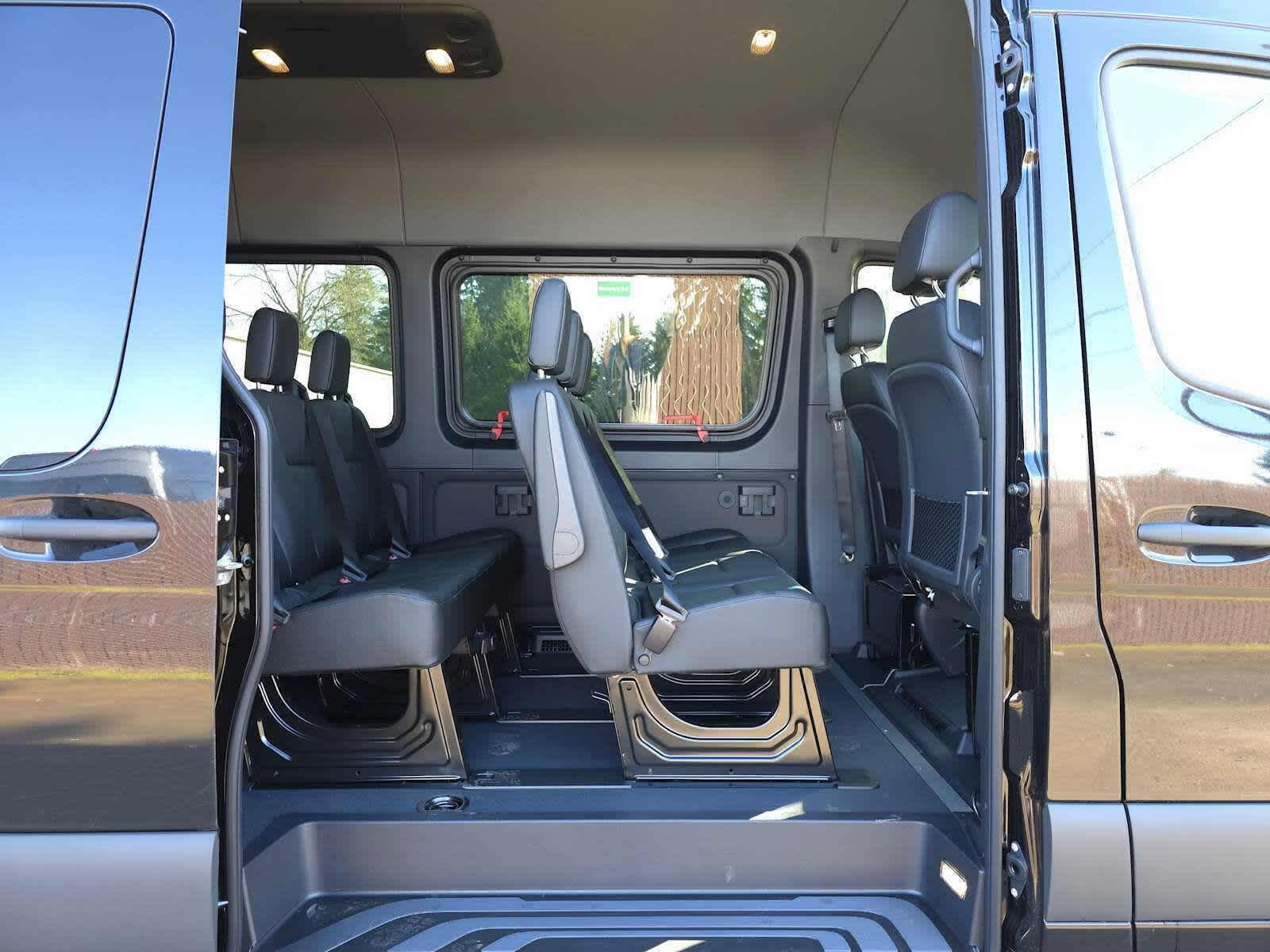 2025 Mercedes-Benz Sprinter Passenger Van 2500 Standard Roof I4 Diesel 144" RWD