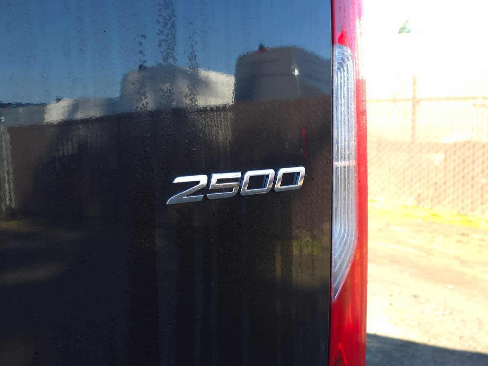 2025 Mercedes-Benz Sprinter Passenger Van 2500 Standard Roof I4 Diesel 144" RWD