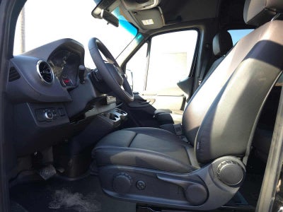 2025 Mercedes-Benz Sprinter Passenger Van 2500 Standard Roof I4 Diesel 144" RWD
