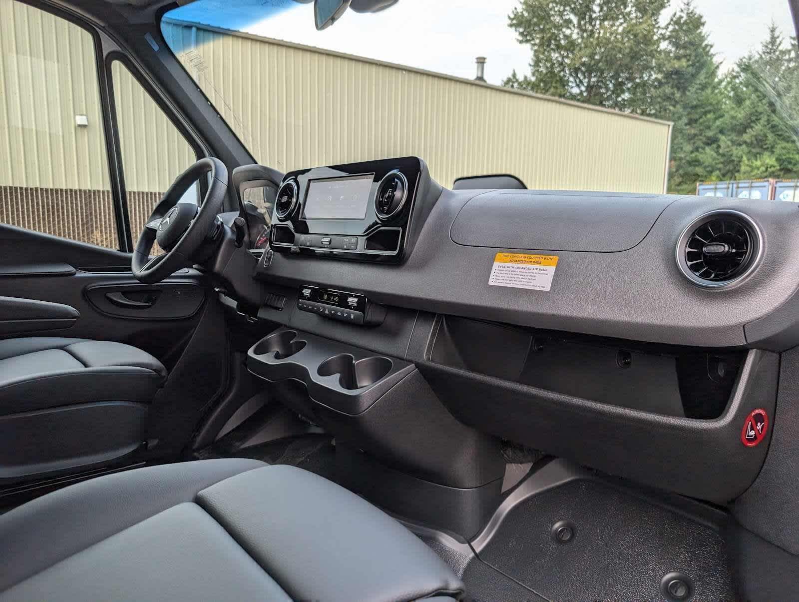 2025 Mercedes-Benz Sprinter 2500 Standard Roof I4 Diesel 144" RWD