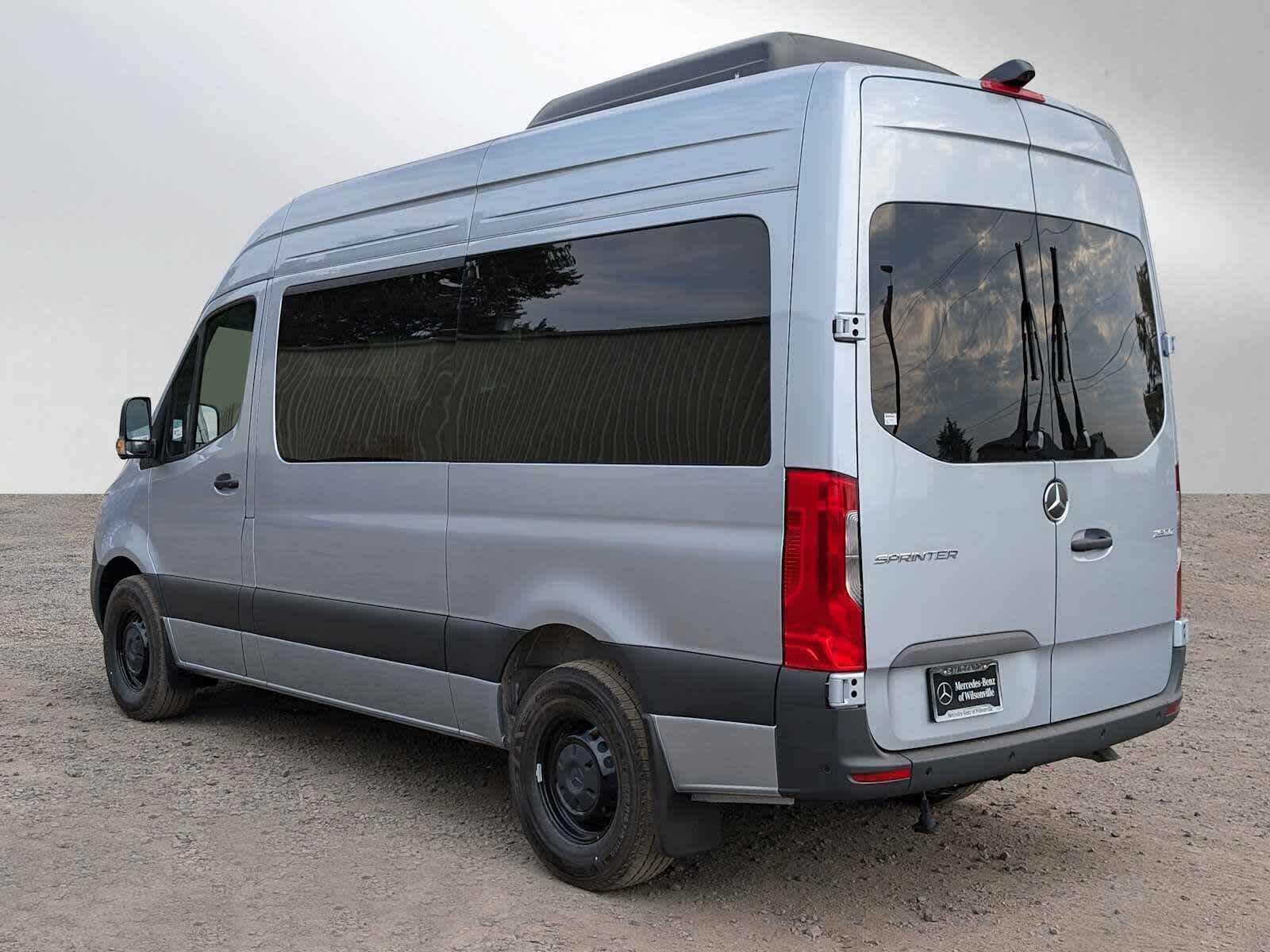 2025 Mercedes-Benz Sprinter 2500 Standard Roof I4 Diesel 144" RWD