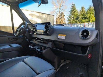 2025 Mercedes-Benz Sprinter Passenger Van 2500 Standard Roof I4 Diesel 144 RWD
