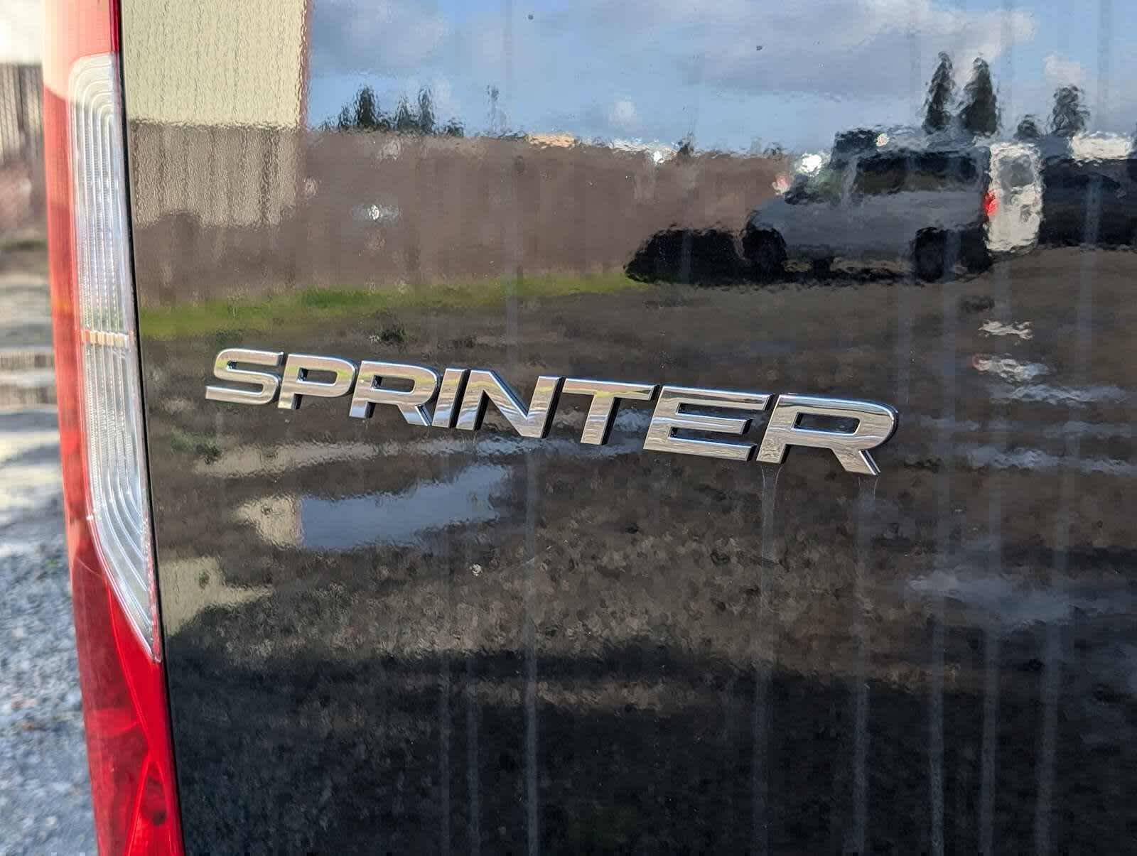 2025 Mercedes-Benz Sprinter Passenger Van 2500 Standard Roof I4 Diesel 144 RWD