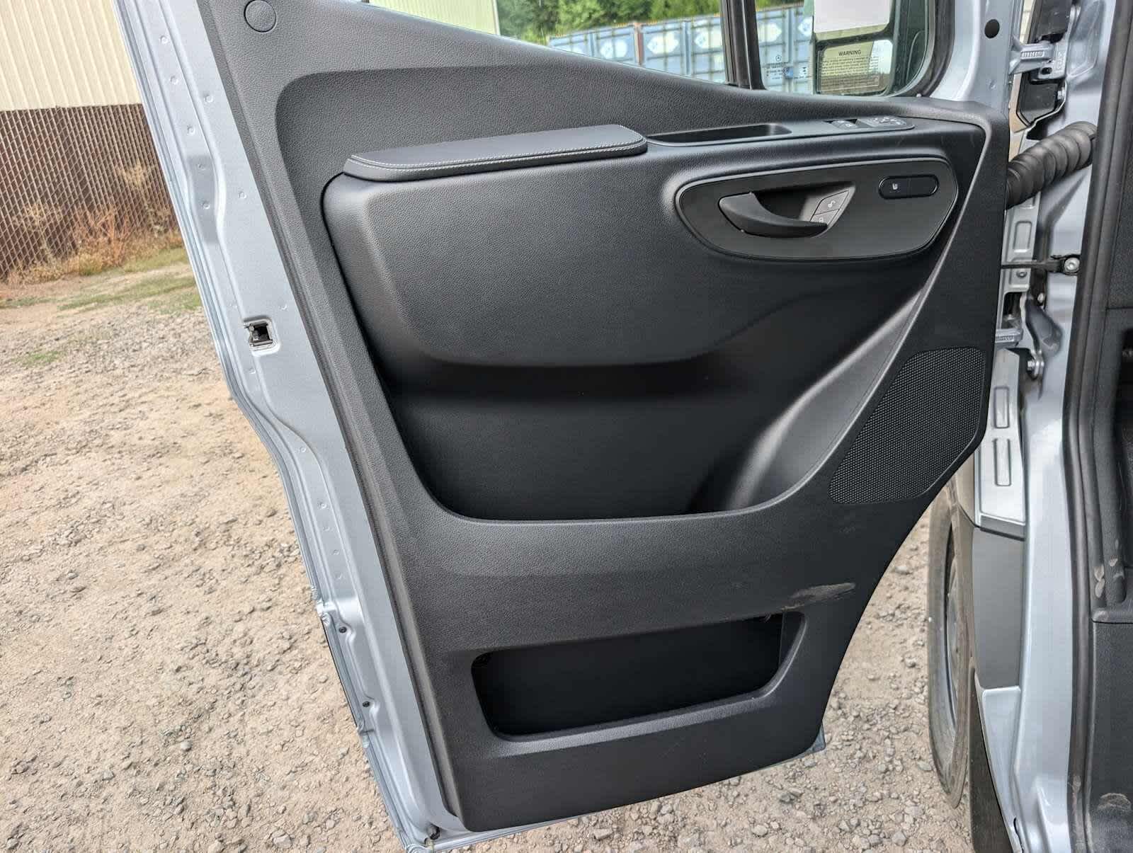 2025 Mercedes-Benz Sprinter Passenger Van 2500 Standard Roof I4 Diesel HO 144" RWD