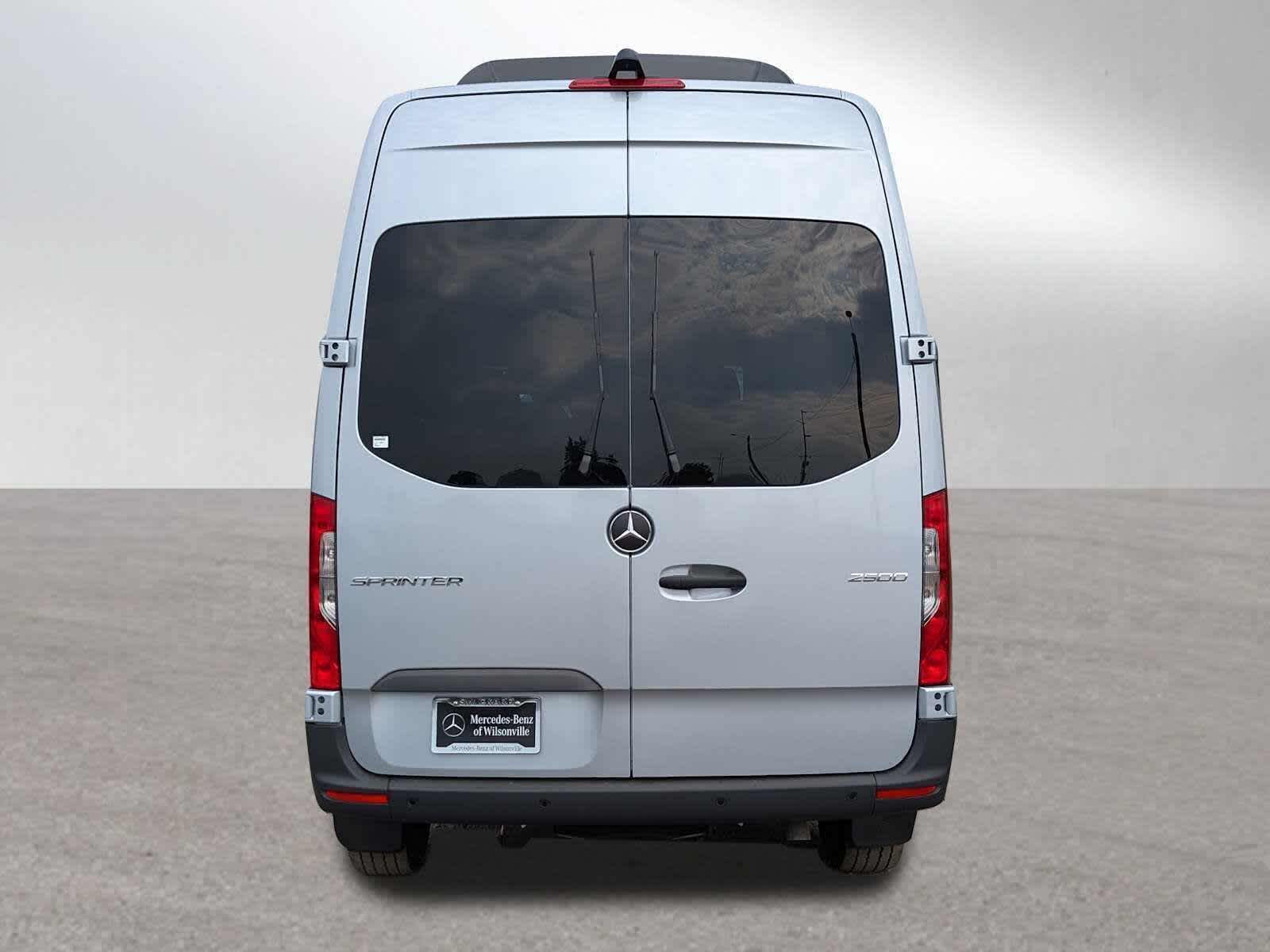 2025 Mercedes-Benz Sprinter Passenger Van 2500 Standard Roof I4 Diesel HO 144" RWD