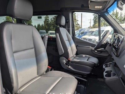 2025 Mercedes-Benz Sprinter Passenger Van 2500 Standard Roof I4 Diesel HO 144 RWD