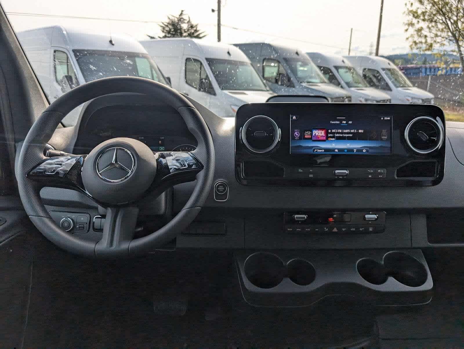 2025 Mercedes-Benz Sprinter Passenger Van 2500 Standard Roof I4 Diesel HO 144 RWD