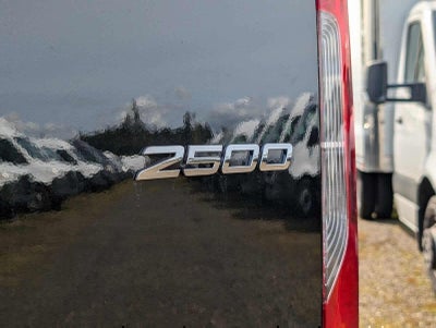 2025 Mercedes-Benz Sprinter Passenger Van 2500 Standard Roof I4 Diesel HO 144 RWD
