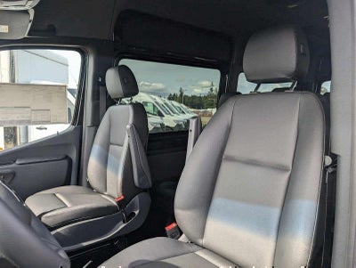 2025 Mercedes-Benz Sprinter Passenger Van 2500 Standard Roof I4 Diesel HO 144 RWD