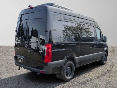 2025 Mercedes-Benz Sprinter Passenger Van 2500 Standard Roof I4 Diesel HO 144 RWD